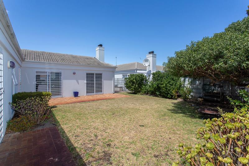 3 Bedroom Property for Sale in Sunningdale Western Cape